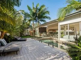 Contemporary Coolum Oasis - Stroll to the Beach
