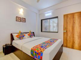 FabExpress Sky Inn, hotel in Kharadi, Pune