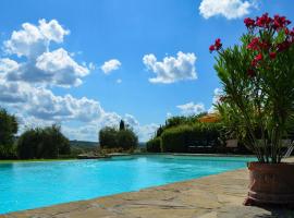 Dante Country House - Casa con Piscina Privata e Jacuzzi tra Firenze e Chianti, hotel v destinaci Scandicci