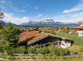 Chalet Kitzalm, villa in Oberndorf in Tirol