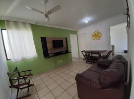 Espaço e Lazer, Apê de 2 dormitórios pertinho da praia - LA10, Hotel in Bertioga