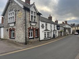 The White Lion Hotel, hotel in Bridgend