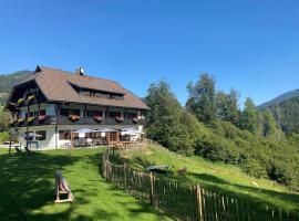 Arriach Apartments, hotel u gradu Arriach
