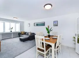 Morgan House- 4 Bed House, Near Nottingham Trent Uni