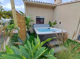 Maison individuelle plain pied avec Spa, prázdninový dům v destinaci Perpignan