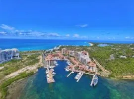 Superb 2-Bedroom Designer Apartment
