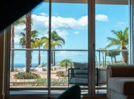 Sea View - 3 Pools - Parking - Gym - Supermarket - Prime Location