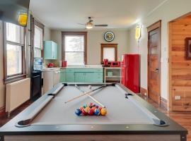 Spacious Home in Ramsay 9 Smart TVs and Pool Table!, hotel with parking in Ramsay