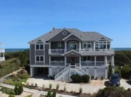 OCEANFRONT, Ocean Views, ELEV, Pool, Pool Table, Priv Beach Access, PI187, Right On The Beach