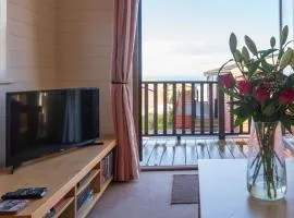 28 Ocean Terrace Lodge - 3 Bed-Sleeps 6-TJS28OT