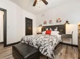 HostWise Stays - Prime Location in Lawrenceville, Exposed Brick 2BR Home