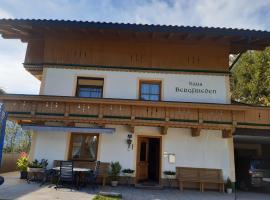 Ferienwohnung Haus Bergfrieden, Hotel in Gerlosberg