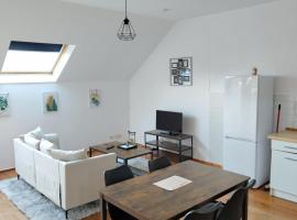 Cosy appartement 2 chambres, ξενοδοχείο με πάρκινγκ σε Pont-de-lʼArche