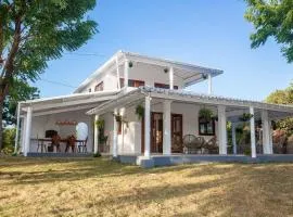 Casa Blue Parrot – Um Paraíso na Praia da Taíba