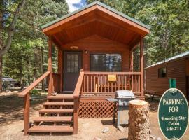 The Willows Cabin #7 at Blue Spruce RV Park & Cabins, hotel in Tuckerville
