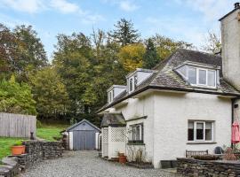 Springwell, hotel with parking in Near Sawrey