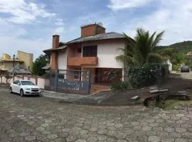 Casa Praia Brava Florianópolis.