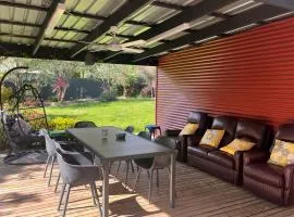 Cozy Beach Hideaway Pet friendly