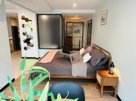 Serene home in the heart of BKK - The Great Wave