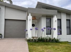 6A Hough Street - pet friendly, air con, wi-fi and linen provided, ξενοδοχείο σε Nelson Bay