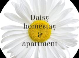Daisy homestay & apartment, hotell i Hai Phong