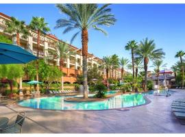 Exclusive 2BR Condo Retreat, Featuring a Lazy River - Special Offer Now!, hotel con jacuzzi en Las Vegas