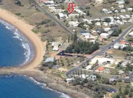 Emu Park Beach Front Apartment