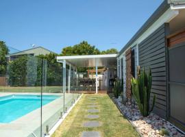 Al Fresco Residence in the heart of Point Lookout!, hotell sihtkohas Point Lookout