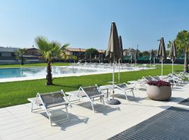 Residence La Magnolia - Aparments, serviced apartment in Lazise