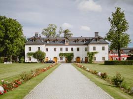 Pałac Pakoszów Schlosshotel Wernersdorf – hotel w Jeleniej Górze