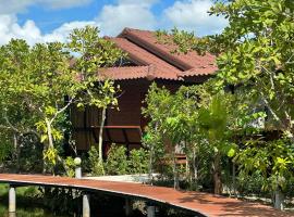 The Beatles Lagoon, cabin in Ban Na Bon