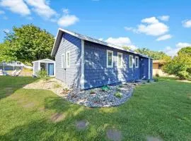 The Canal Cottage off West Lake Okoboji
