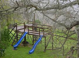 Zuurberg Mountain Village, hotel with hot tubs in Addo