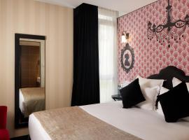 Hotel Les Théâtres, готель у Парижі