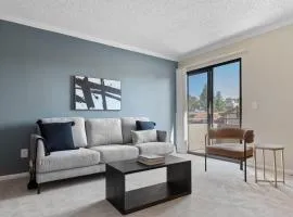 Rancho Penasquitos 2br w wd nr parks trails SAN-32