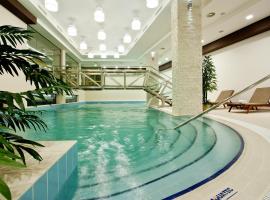 Earth & People Hotel & SPA - Free Parking, boutique hotel in Sofia