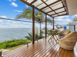 Magical views of dee why, hotel a Deewhy