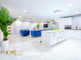 Zenzola's gateway Near Downtown, hotel in Longueuil