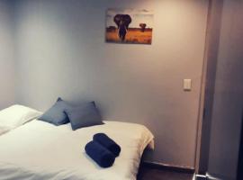 Wild Olive Inn 62, hotel cerca de The Grove Mall of Namibia, Windhoek