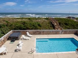 SS10, The Russell Cottage- Oceanfront, Ocean Views, Private Pool, Hot Tub, hotel with jacuzzis in Southern Shores
