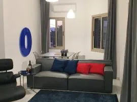 BLUE LUXURY APARTMENT (BREAKBOOKING CY-SERVICES LTD)