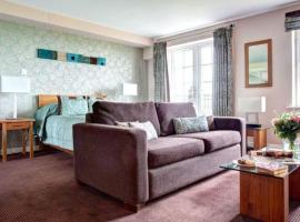 Whiskaway Retreat, hotel with parking in Penruddock