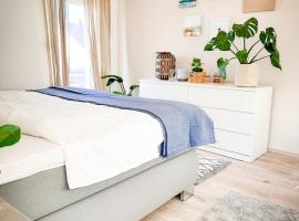Schönes modernes Einfamilienhaus für 1 bis 6 Personen, Hotel in Rimpar