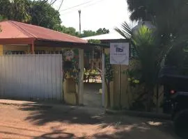 Casa Flores, Puerto Carrillo
