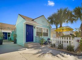 Steps to Beach & Downtown! Cozy Beach Bungalow #3, apartment in Lake Worth