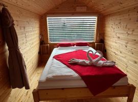 Glamping NA BREJGI, hotel para famílias em Filovci