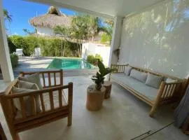 STYLISH VILLA w/ PRIVATE POOL!! - BALLENAS