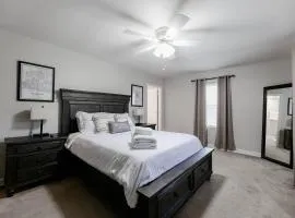 Rockin' West Nashville Retreat - 5 miles from downtown