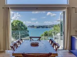Absolute Beachfront Oneroa