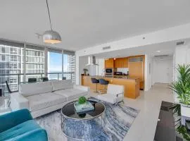 *W ICON BRICKELL- LUXURY 2BR HIGHRISE CORNER CONDO**